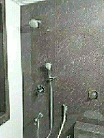 Furnished Amenities in 2 BHK Apartment at K Raheja Heights, Malad East – for Sale