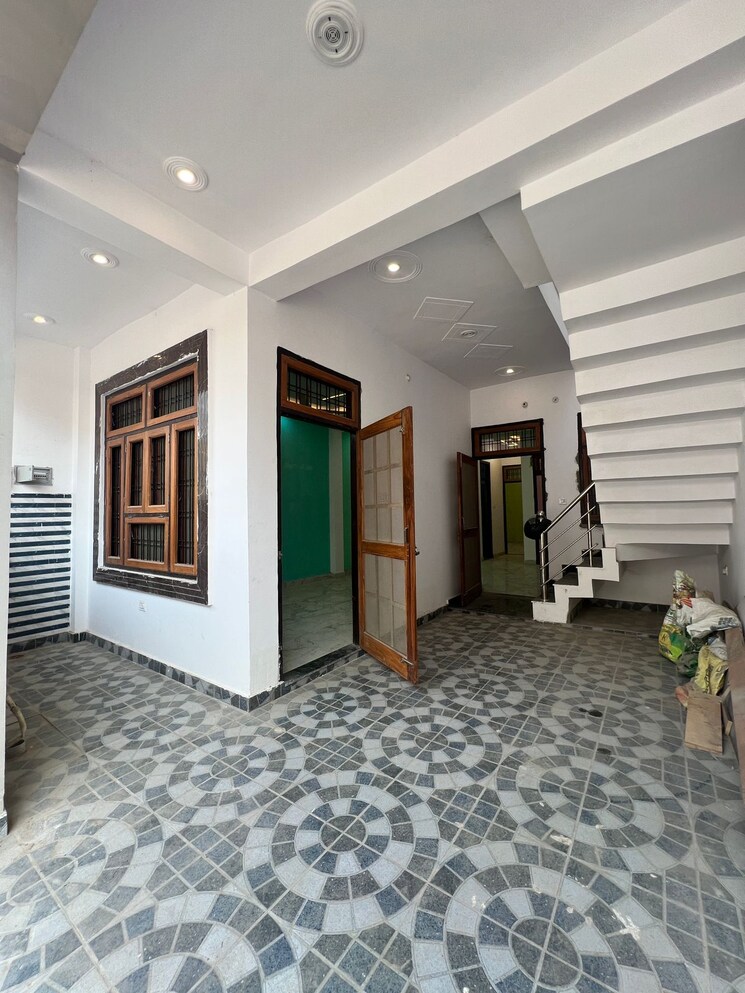  Parking, indira nagar 3 Bedroom 1050 Sq.Ft. Independent House In Indira Nagar Lucknow 8078948