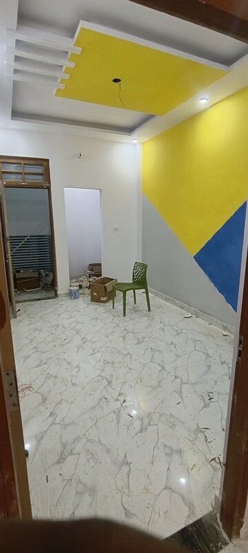 Bedroom in 2 BHK Independent House at Gomti Nagar – for Sale