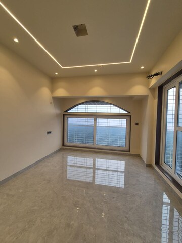 Furnished Amenities in 5 BHK Apartment at Bhumiraj Hermitage, Sanpada – for Sale