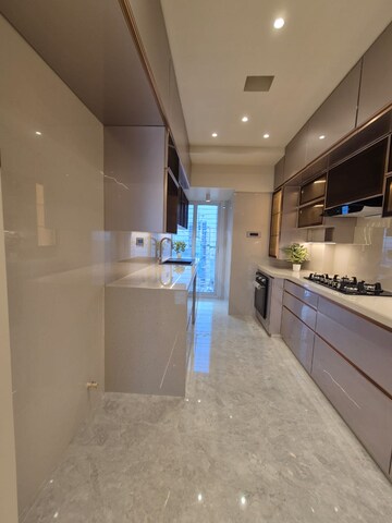 Kitchen in 5 BHK Apartment at Bhumiraj Hermitage, Sanpada – for Sale