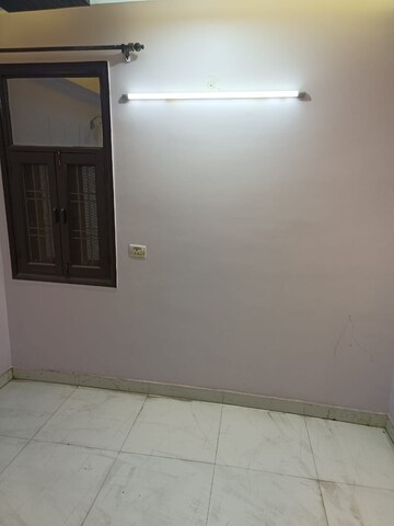 Room in 3 BHK Builder Floor at Mahavir Enclave 1 – for Sale