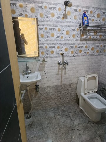 Bathroom in 3 BHK Builder Floor at Mahavir Enclave 1 – for Sale