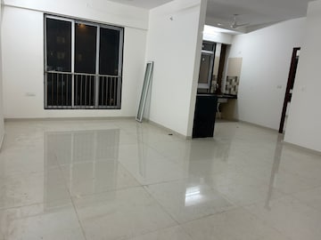 Room in 1 BHK Apartment at Vaishnavi Dham Complex, Asangaon – for Sale