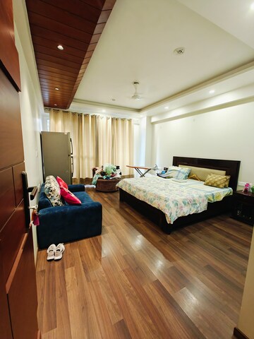 Bedroom in 3 BHK Builder Floor at Ansal Sushant Lok I, Sector 43 – for Rent