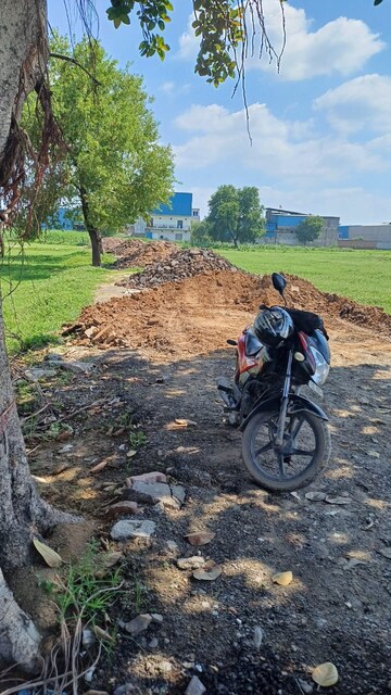  Plot For Sale in Bhopani Village