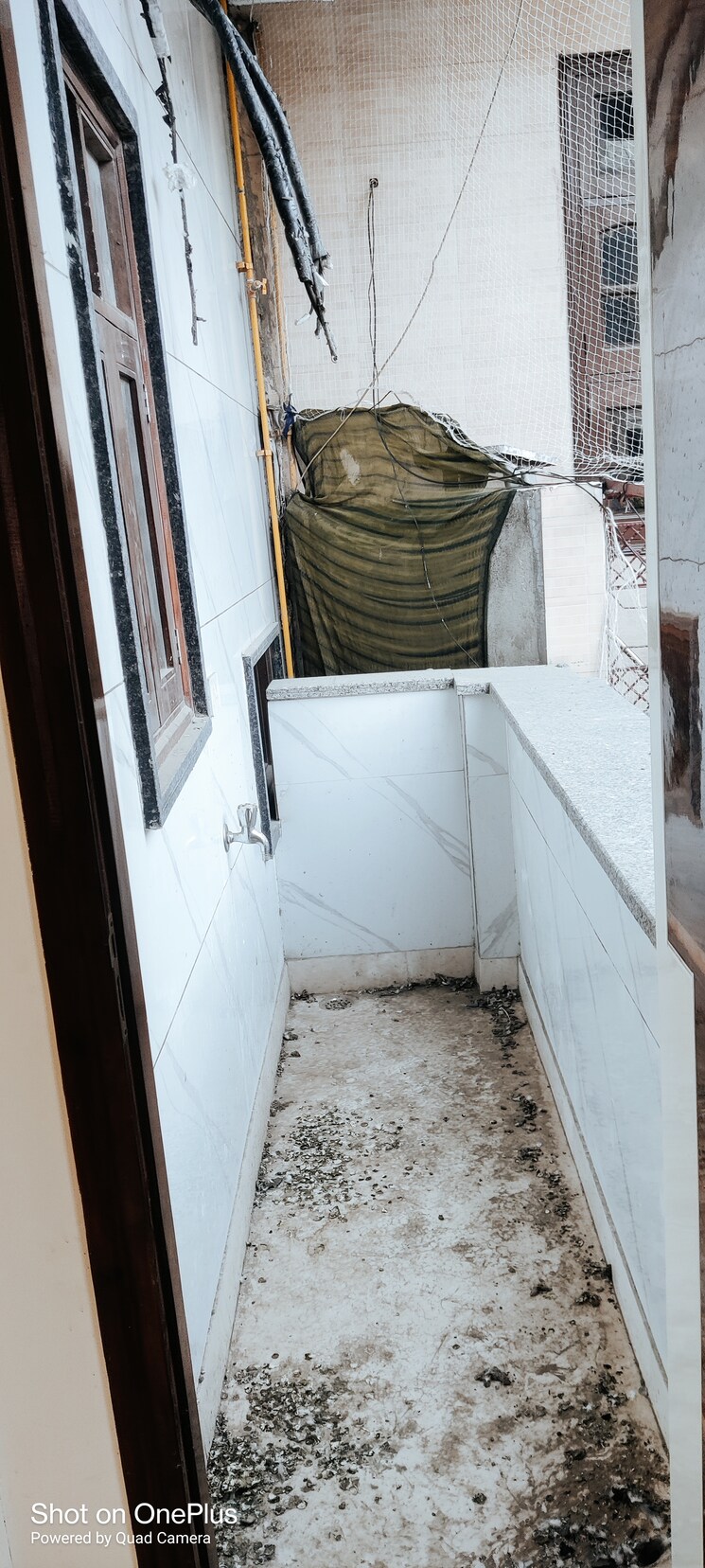 Balcony, rohini sector 24 3 Bedroom 1000 Sq.Ft. Builder Floor In Rohini Sector 24 Delhi 8079117