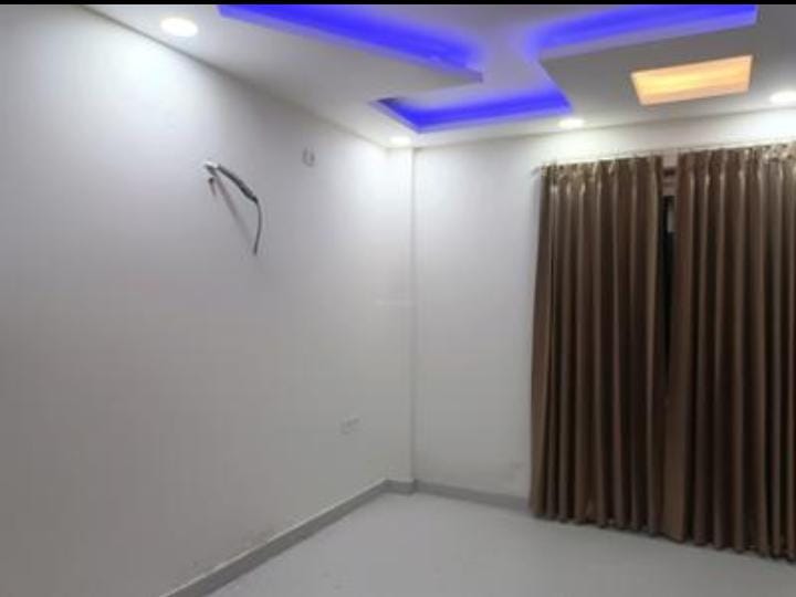 4 BHK + Pooja Room Penthouse For Sale in Geeta Colony