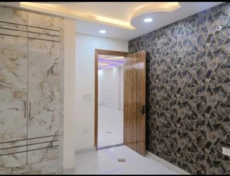 Room, geeta colony 4 Bedroom 160 Sq.Ft. Penthouse In Geeta Colony Delhi 8079183