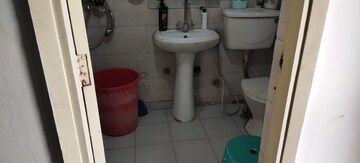 Attached Bathroom in 2 BHK Apartment at Sector 16b Greater Noida – for Rent