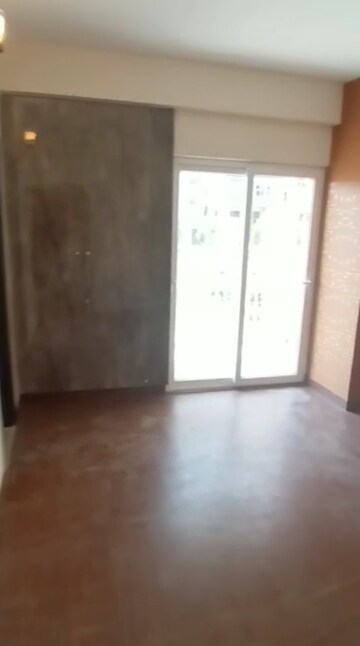 Room in 2 BHK Apartment at VIctoryone Amara, Sector 16 Greater Noida – for Sale