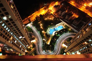 3 BHK Apartment For Rent in Oberoi Realty Woods, Goregaon East