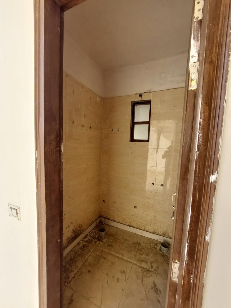 Bathroom, meerut cantt 1.5 Bedroom 50 Sq.Yd. Independent House In Meerut Cantt Meerut 8079288