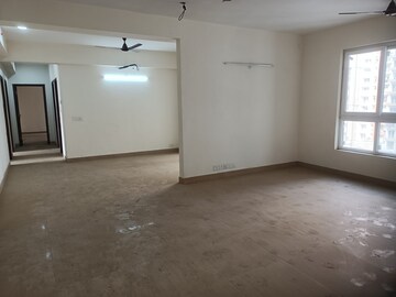 Room in 4 BHK Apartment at Lotus Panache, Sector 110 – for Rent
