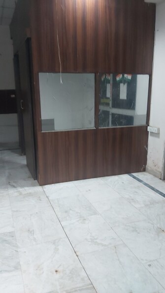 Commercial Office Space 250 Sq.Ft. For Rent in Mayur Vihar Delhi  8079238