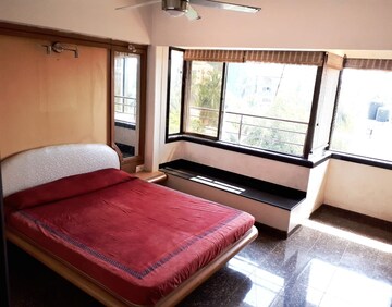 Bedroom in 2.5 BHK Apartment at Bandra West – for Sale