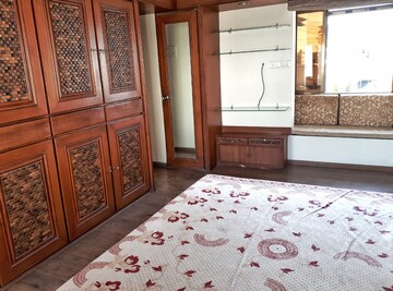Bedroom in 2.5 BHK Apartment at Bandra West – for Sale