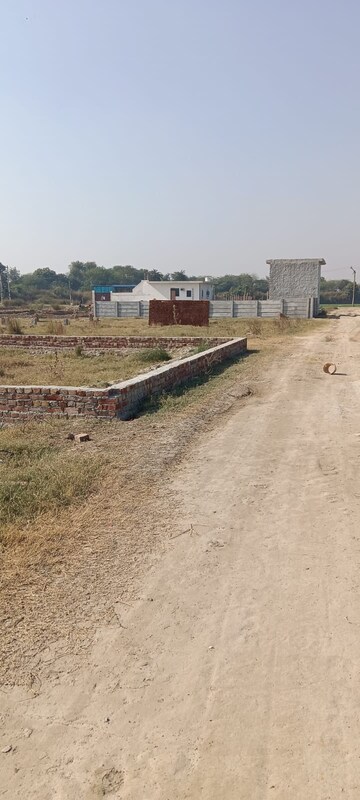  Plot For Sale in Bhopani Village