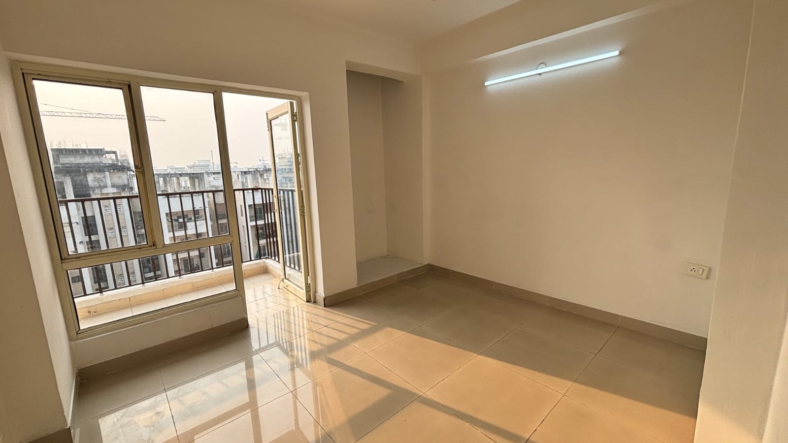 3 BHK Apartment For Sale in Nirala Estate II