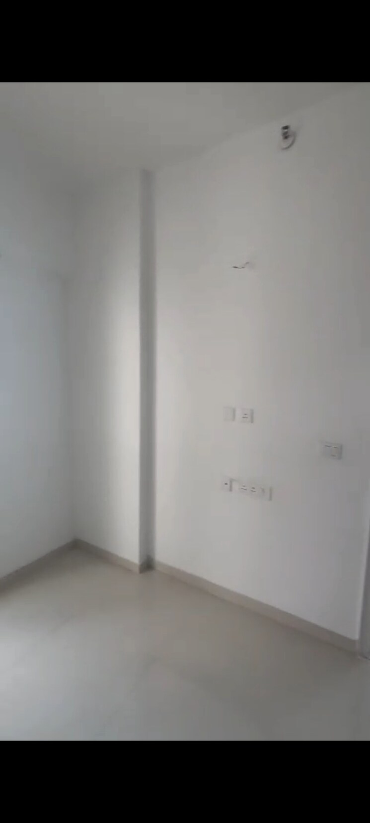 Room, arihant-abode 3 Bedroom 643 Sq.Ft. Apartment In Sector 10 Greater Noida Greater Noida 8079289