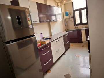 Team Area in 3 BHK Builder Floor at SRS Residency, Sector 88 – for Rent