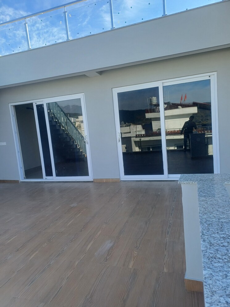 Balcony, sahastradhara 6 Bedroom 350 Sq.Yd. Independent House In Sahastradhara Dehradun 8079317