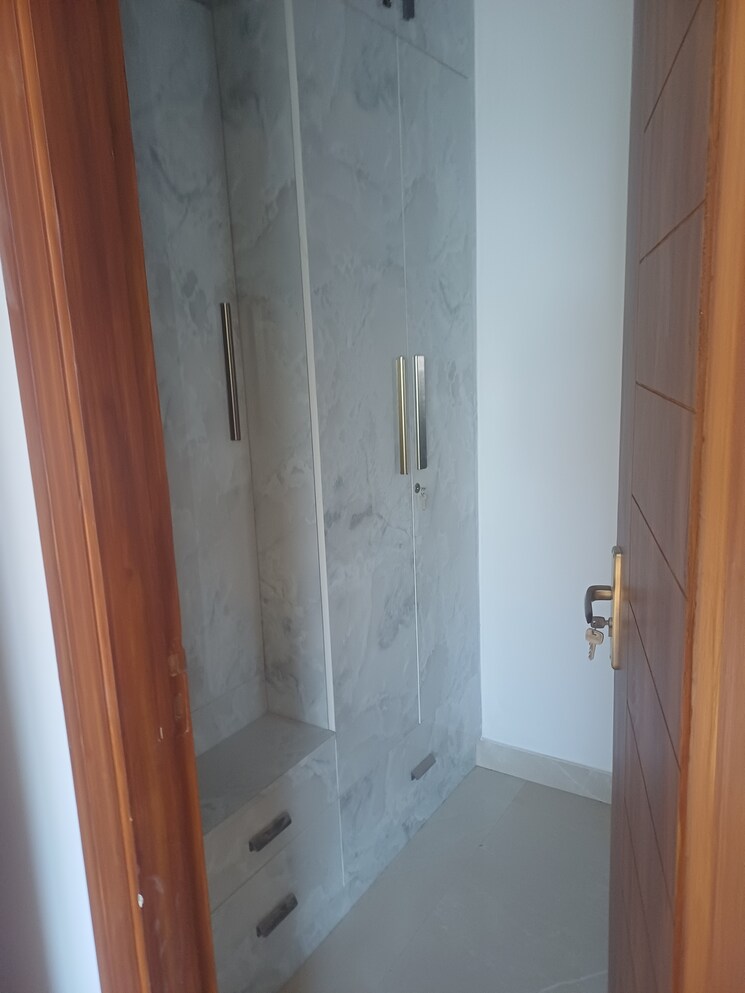 undefined, sahastradhara 6 Bedroom 350 Sq.Yd. Independent House In Sahastradhara Dehradun 8079317