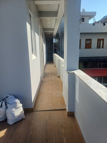 Furnished Amenities in 6 BHK Independent House at Sahastradhara – for Rent