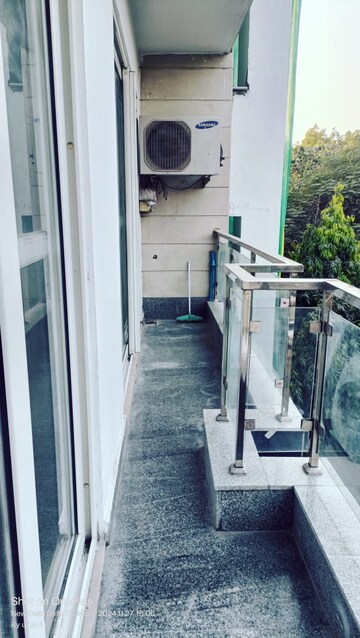 Balcony in 3 BHK Builder Floor at Saket – for Rent