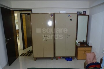 Team Area in 4 BHK Apartment at Kamala Khandelwal Apartments, Khar West – for Sale