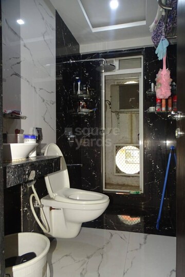 Gym in 4 BHK Apartment at Kamala Khandelwal Apartments, Khar West – for Sale