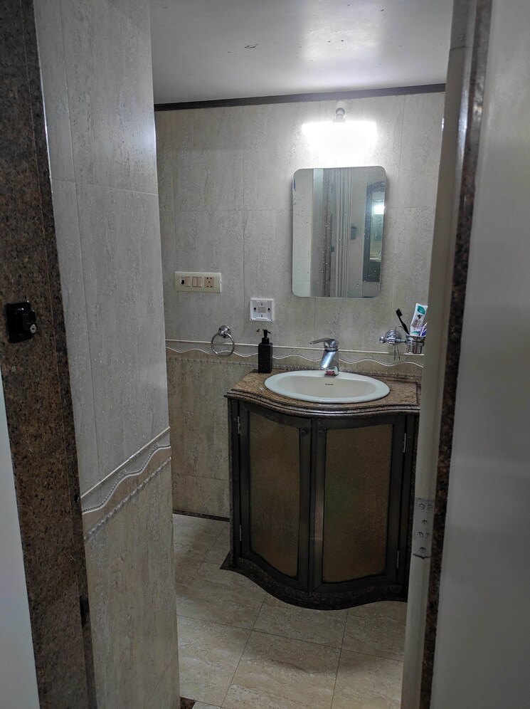 Bathroom, blue-bird 2 Bedroom 785 Sq.Ft. Apartment In Pali Hill Mumbai 8079391