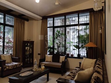 Living Room in 4 BHK Apartment at The Souvenir CHS, Bandra West – for Sale