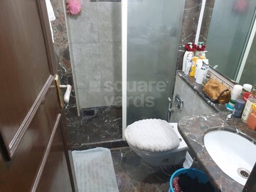 Bathroom in 4 BHK Apartment at Rizvi Silver Springs, Bandra West – for Sale