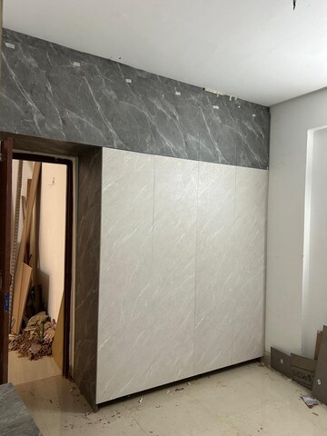 Room in 2 BHK Apartment at Pyramid Elite, Sector 86 – for Rent