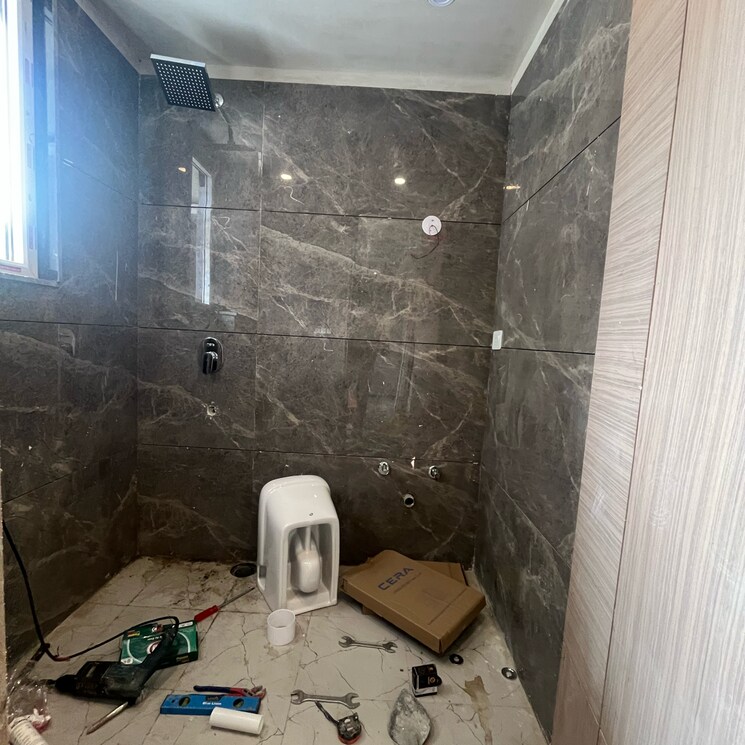 Bathroom, chattarpur 4 Bedroom 1800 Sq.Ft. Builder Floor In Chattarpur Delhi 8079492