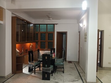 Living Room in 3 BHK Builder Floor at Ardee City, Sector 52 – for Rent
