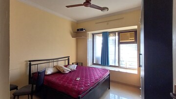 Bedroom in 2 BHK Apartment at Chembur – for Rent