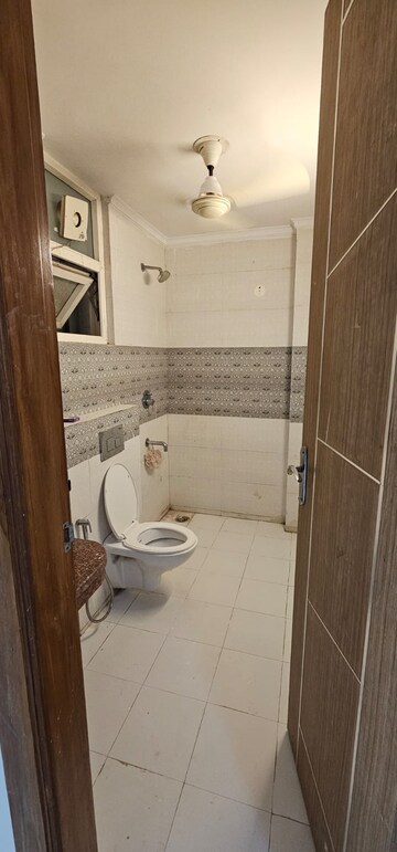 Bathroom in 3 BHK Builder Floor at Ansal Sushant Lok I, Sector 43 – for Rent