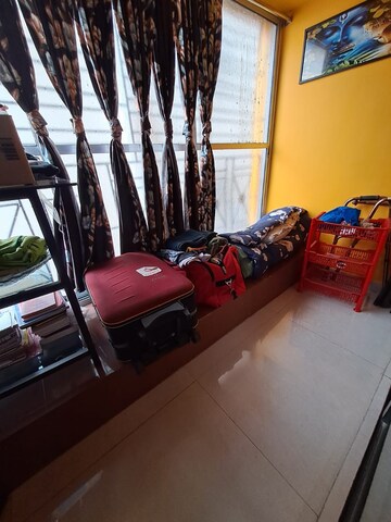 Bedroom in 2 BHK Apartment at Southern Avenue – for Sale
