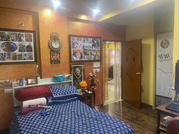 Bedroom in 2 BHK Apartment at Southern Avenue – for Sale