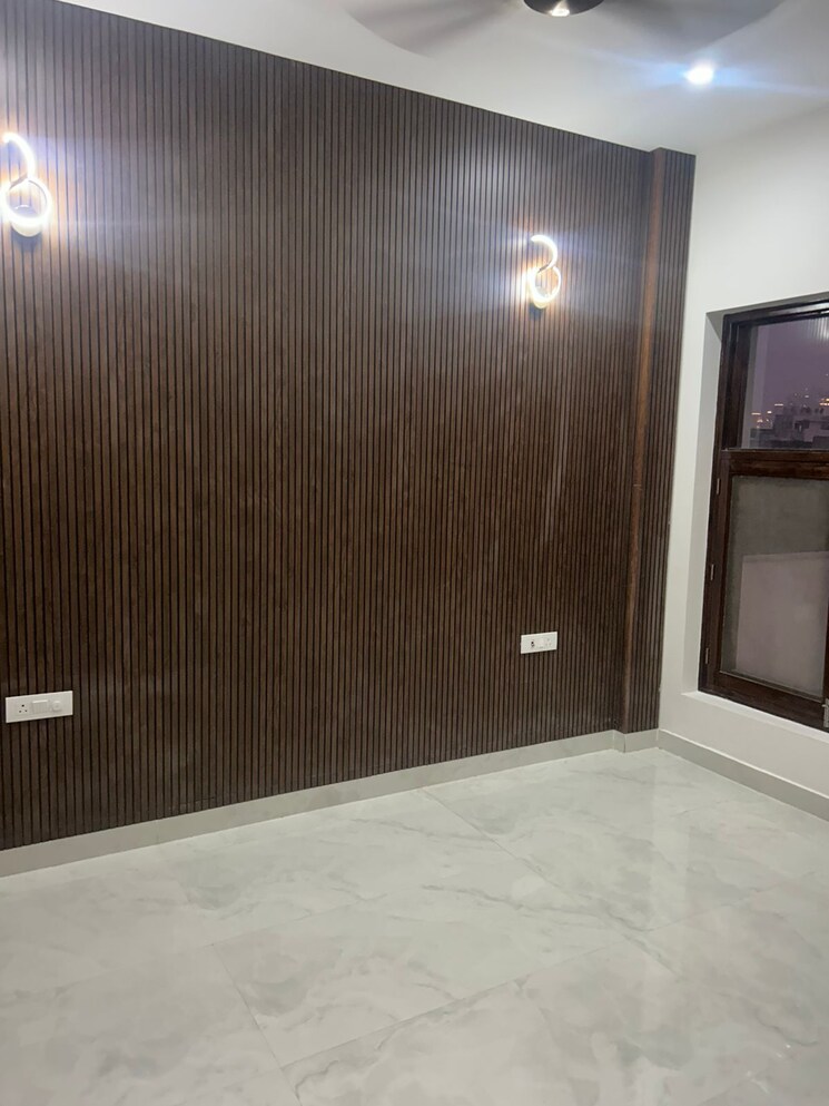 Room, sector 57 3 Bedroom 1420 Sq.Ft. Builder Floor In Sector 57 Gurgaon 8079686