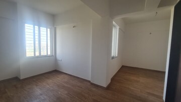 Room in 2 BHK Apartment at Lulla Nagar – for Sale