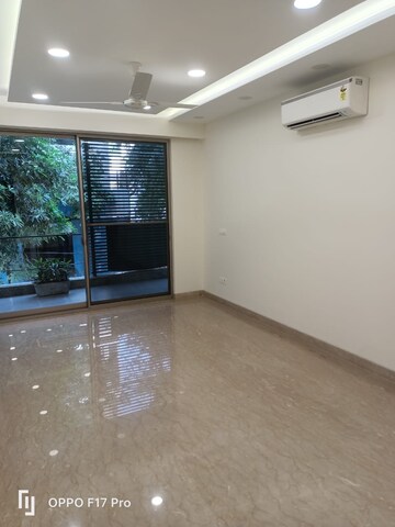 Room in 3 BHK Builder Floor at Ansal Sushant Lok I, Sector 43 – for Rent