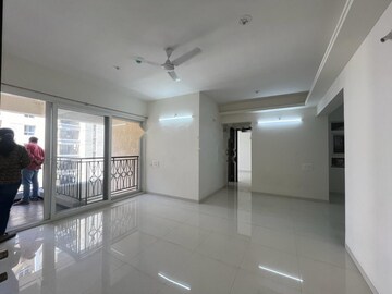 Room in 2 BHK Apartment at Nyati Elysia, Kharadi – for Rent