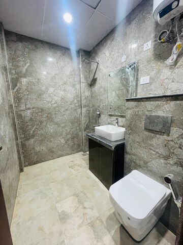 Bathroom in 2 BHK Builder Floor at DLF Atria, Dlf Phase ii – for Rent