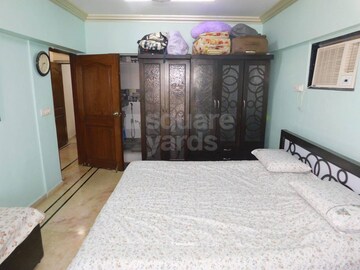Bedroom in 3 BHK Apartment at RNA Classic Apartment, Santacruz West – for Sale