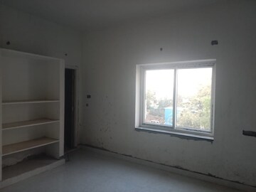 Room in 3 BHK Apartment at Manikonda – for Sale