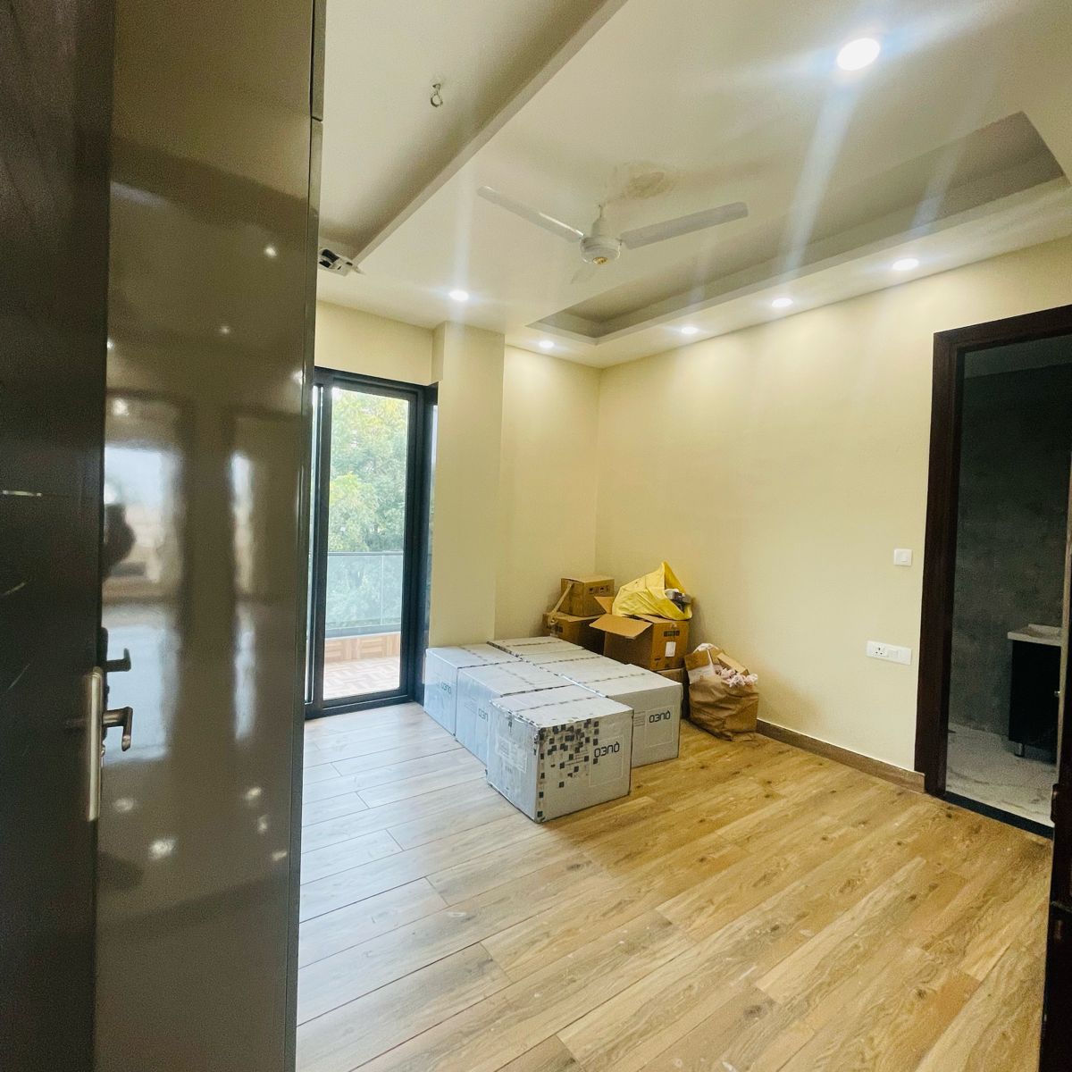 3.5 BHK + Pooja Room,Servant Room,Study Room Builder Floor For Sale in Sushant Lok 3