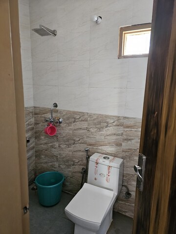 Bathroom in 3 BHK Builder Floor at Ansal Sushant Lok I, Sector 43 – for Rent